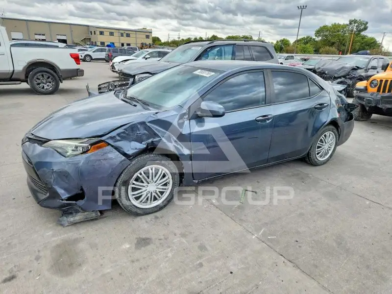 2018 Toyota COROLLA photo