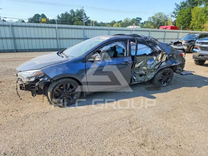 2018 Toyota COROLLA фото
