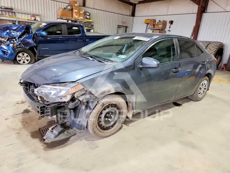 2018 Toyota COROLLA фото