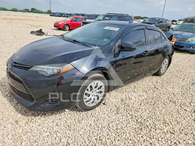2018 Toyota COROLLA фото