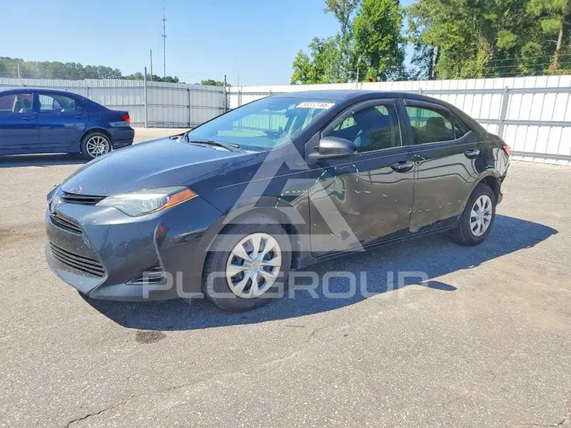 2018 Toyota COROLLA фото