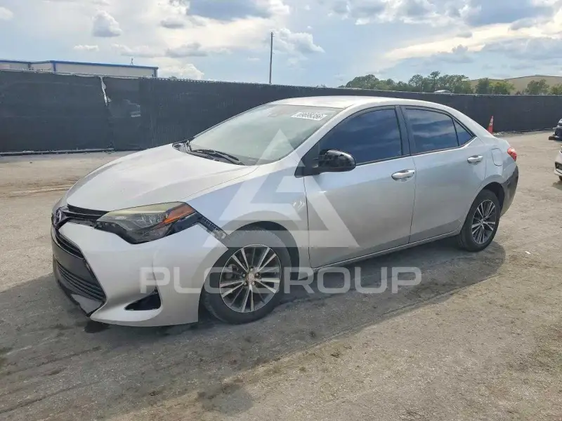 2018 Toyota COROLLA фото