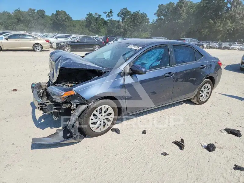 2018 Toyota COROLLA фото