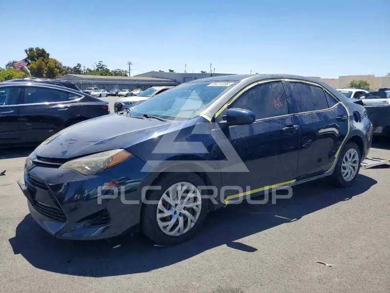2018 Toyota COROLLA фото