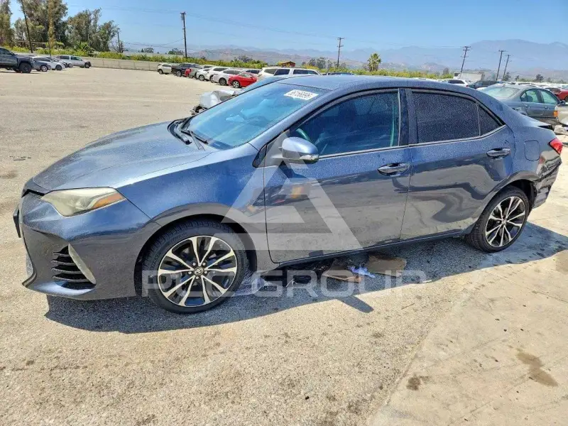 2018 Toyota COROLLA фото