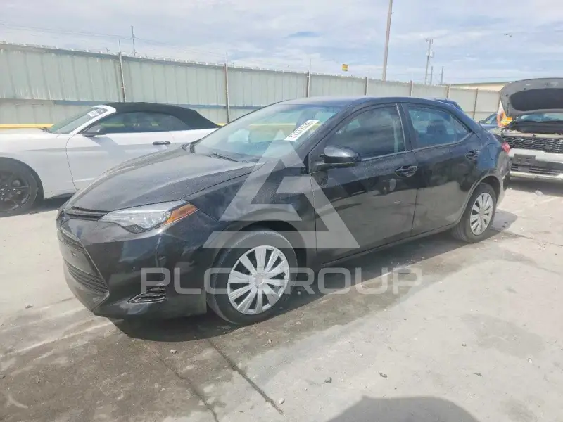 2018 Toyota COROLLA фото