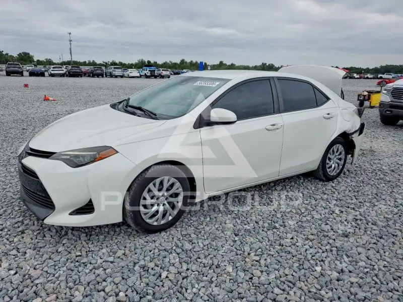2018 Toyota COROLLA фото
