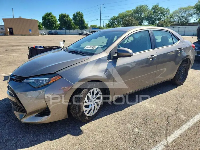 2018 Toyota COROLLA фото