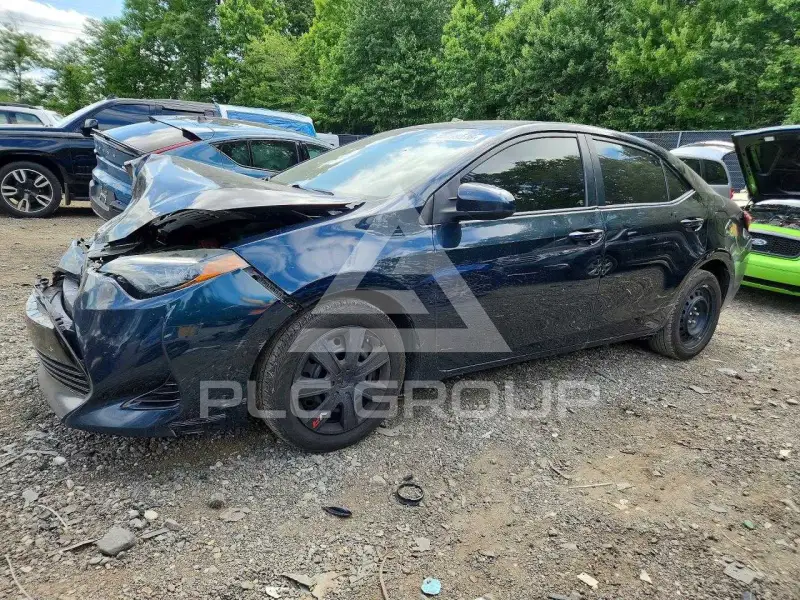 2018 Toyota COROLLA фото