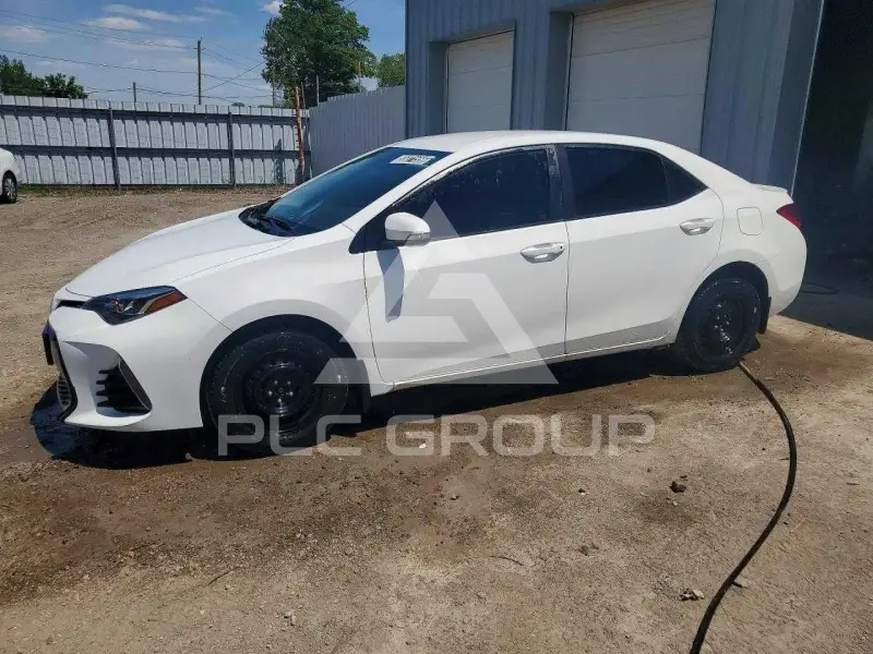 2018 Toyota COROLLA фото