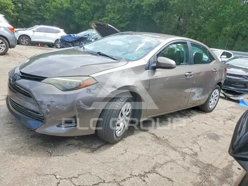 2018 Toyota COROLLA фото