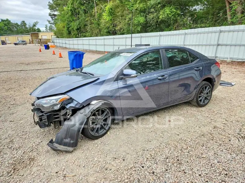 2018 Toyota COROLLA фото