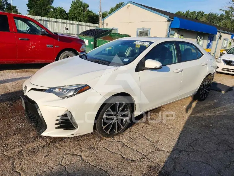 2018 Toyota COROLLA фото