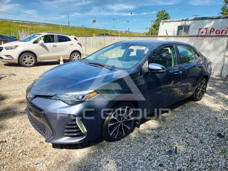 2018 Toyota COROLLA фото