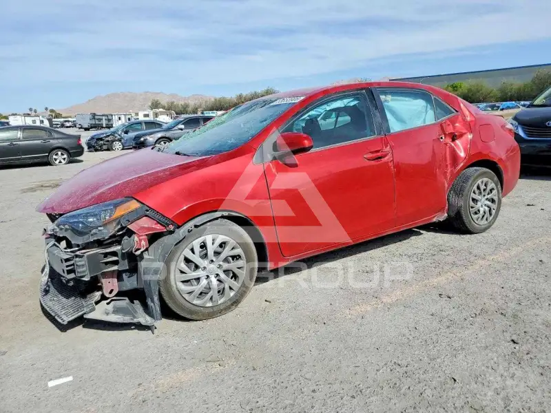 2018 Toyota COROLLA фото