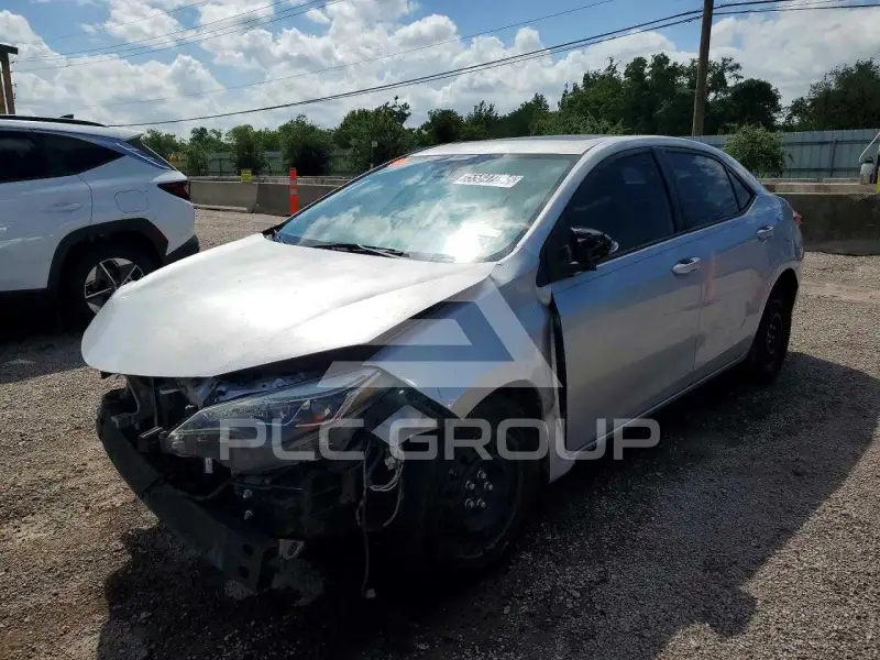 2018 Toyota COROLLA фото