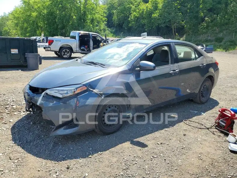 2018 Toyota COROLLA фото