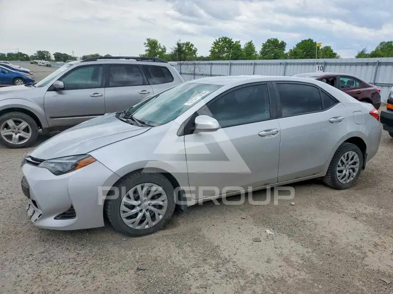 2018 Toyota COROLLA photo