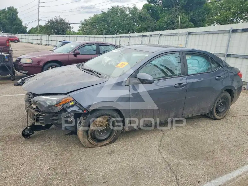 2018 Toyota COROLLA фото