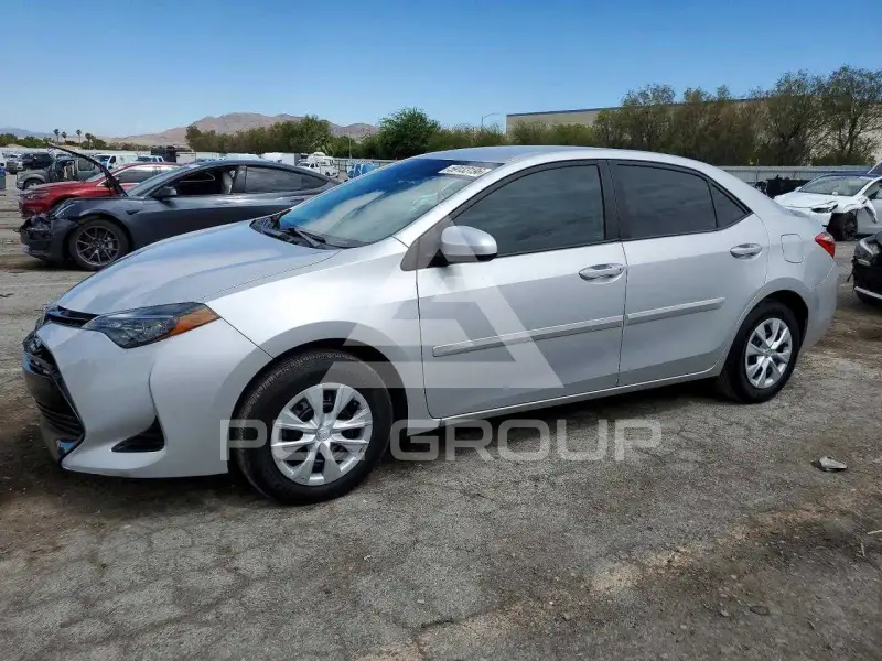 2018 Toyota COROLLA photo