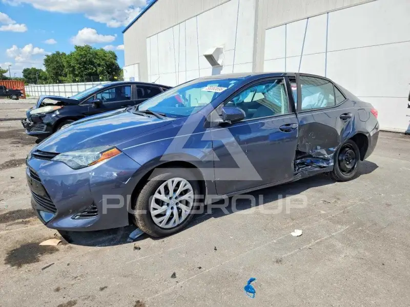 2018 Toyota COROLLA фото