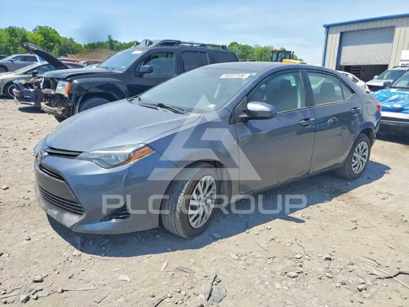 2018 Toyota COROLLA фото