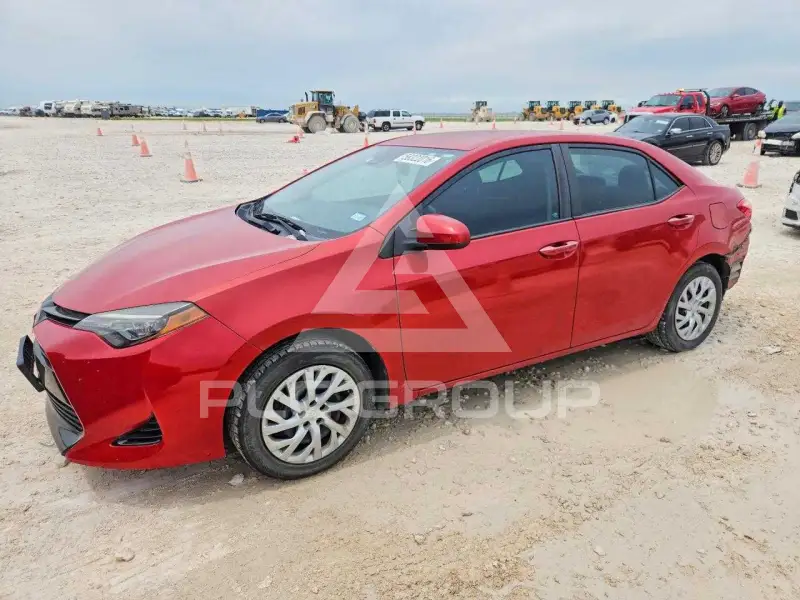 2018 Toyota COROLLA фото
