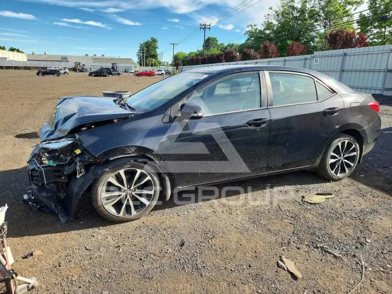 2018 Toyota COROLLA фото