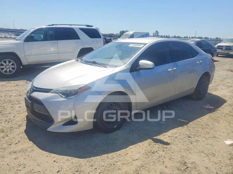 2018 Toyota COROLLA фото