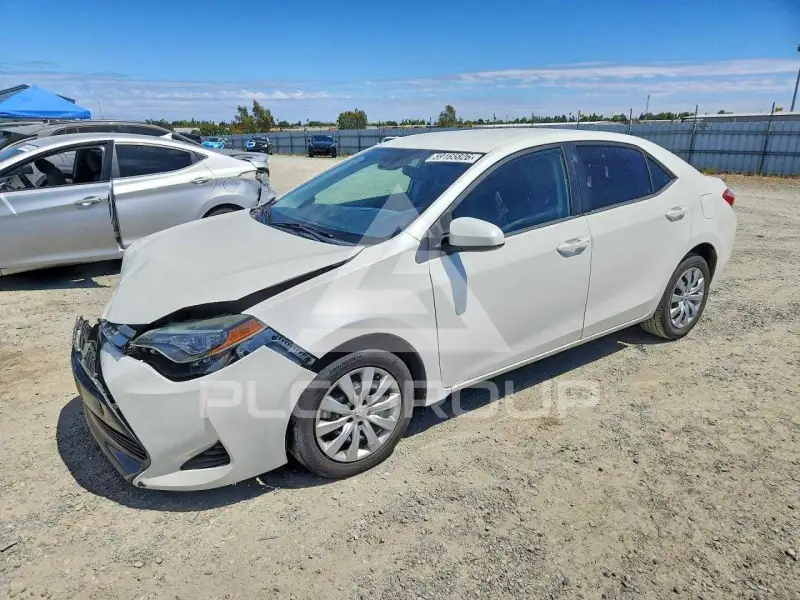 2018 Toyota COROLLA фото