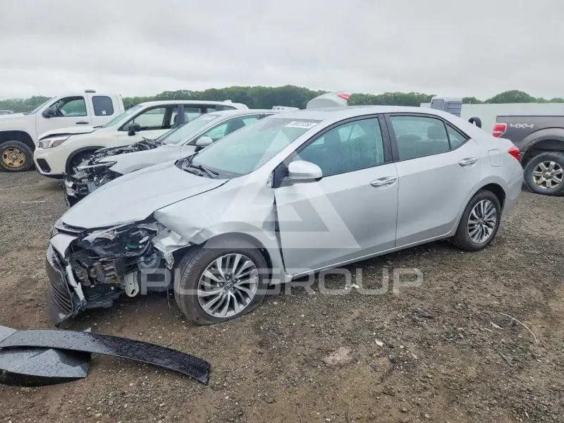 2018 Toyota COROLLA фото