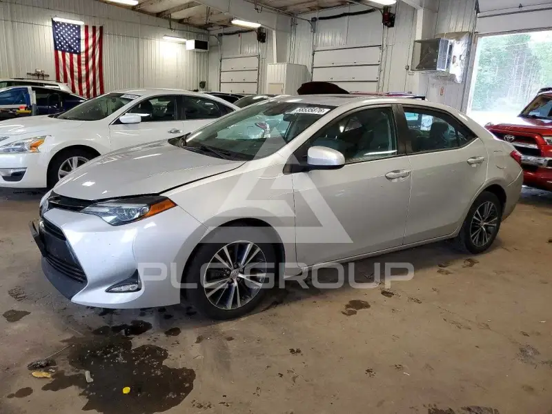 2018 Toyota COROLLA фото