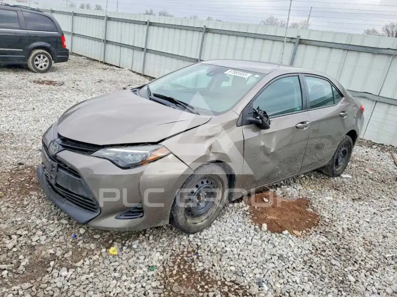 2018 Toyota COROLLA фото