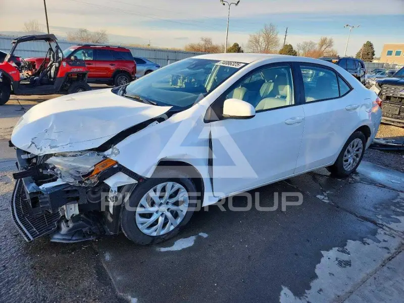 2018 Toyota COROLLA фото