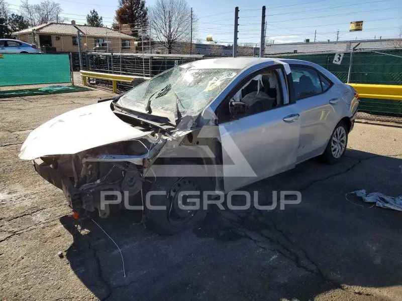 2018 Toyota COROLLA фото
