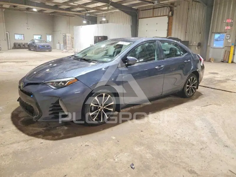 2018 Toyota COROLLA фото