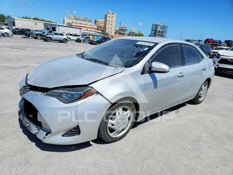 2018 Toyota COROLLA фото