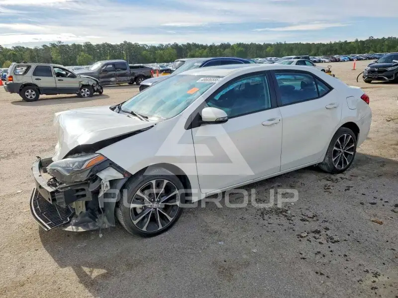 2018 Toyota COROLLA фото