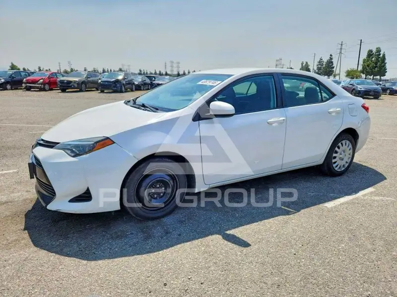 2018 Toyota COROLLA фото