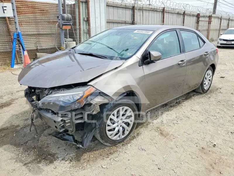 2018 Toyota COROLLA фото