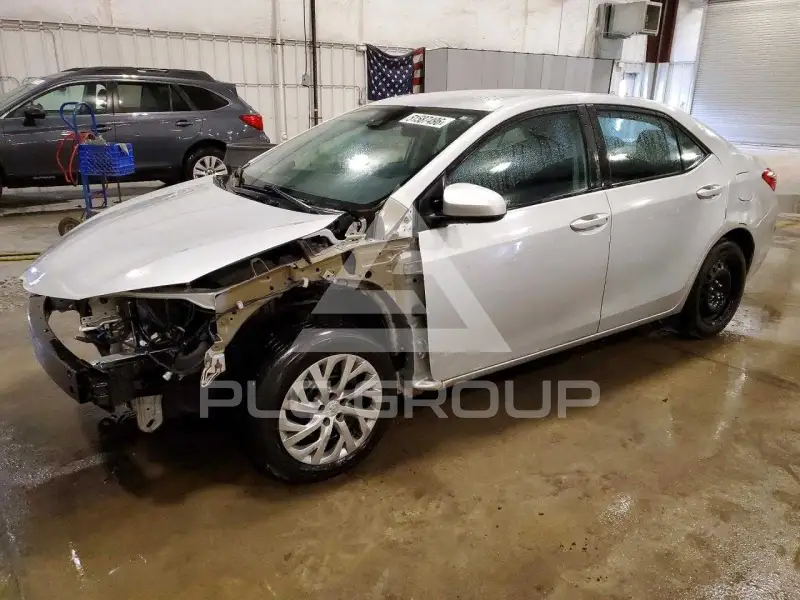 2018 Toyota COROLLA фото