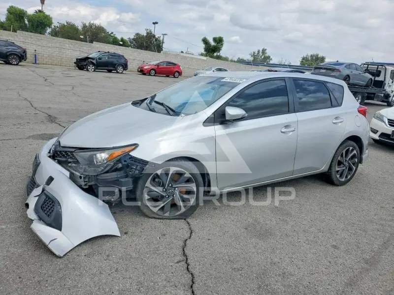 2018 Toyota COROLLA фото