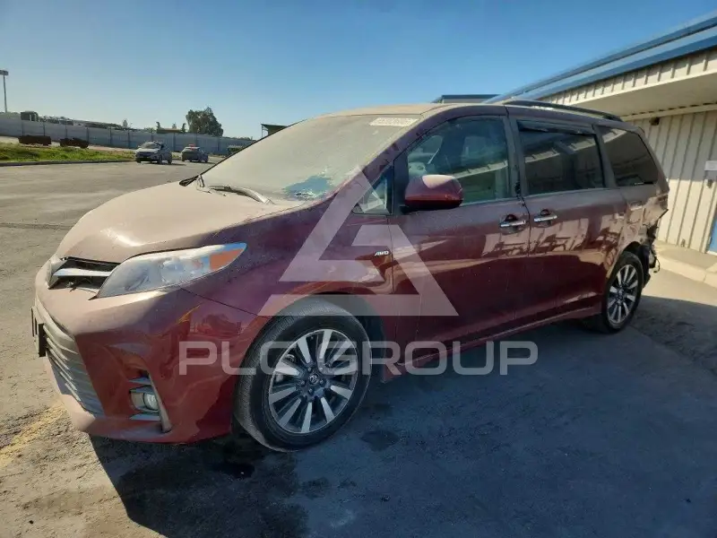 2018 Toyota SIENNA фото