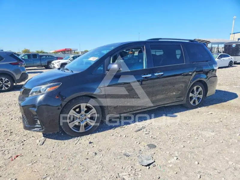 2018 Toyota SIENNA фото