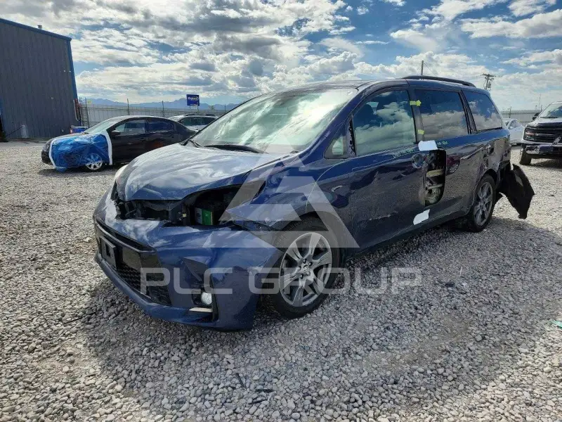 2018 Toyota SIENNA фото