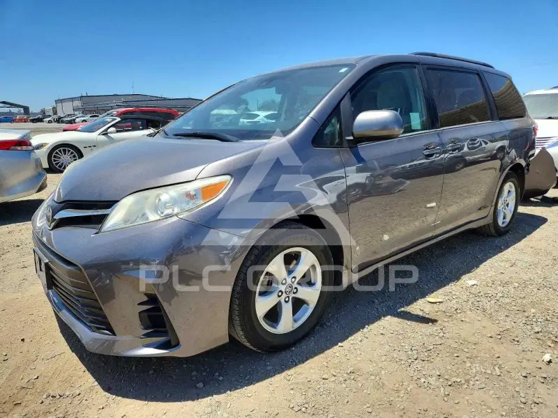 2018 Toyota SIENNA фото