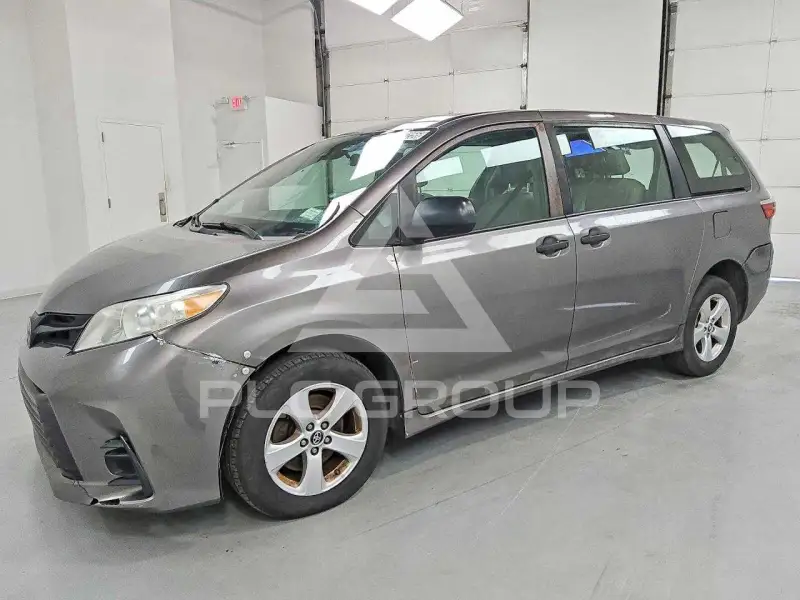 2018 Toyota SIENNA фото