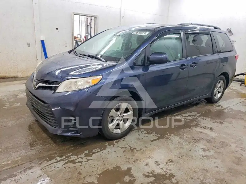 2018 Toyota SIENNA фото