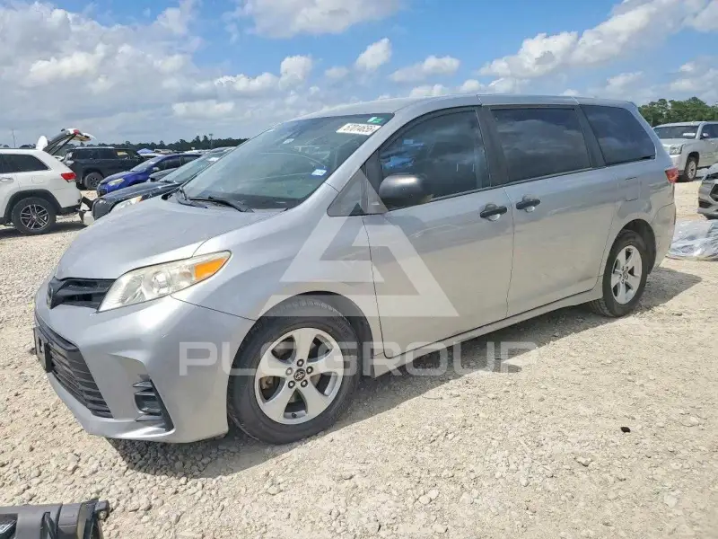 2018 Toyota SIENNA фото