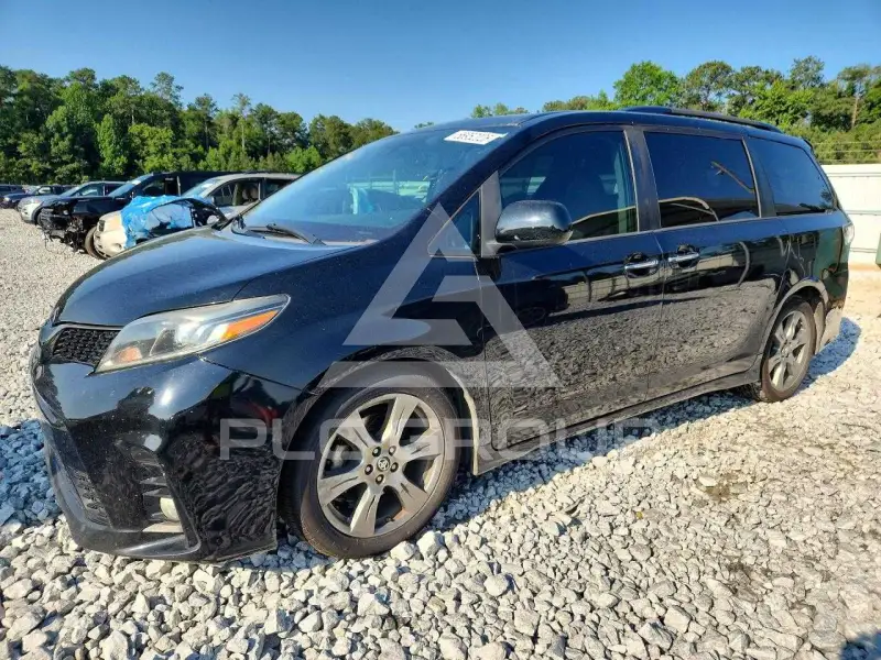 2018 Toyota SIENNA photo